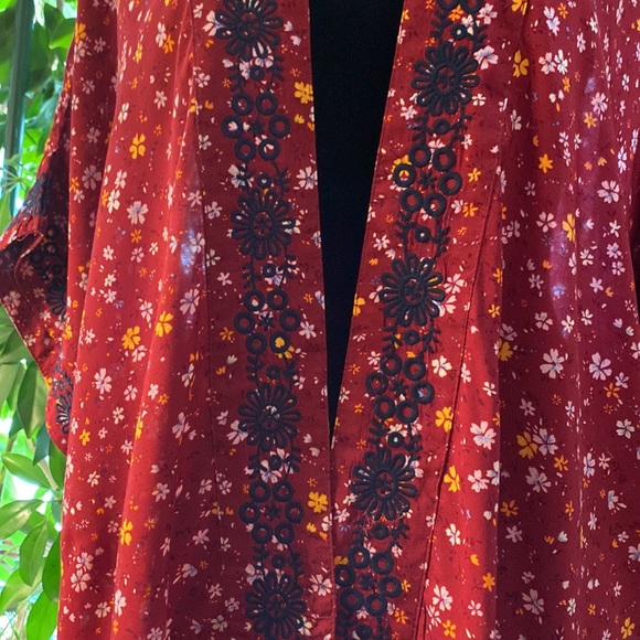 Arizona light weight coverup with embroidered embellishments. Worn once. - Picture 4 of 7